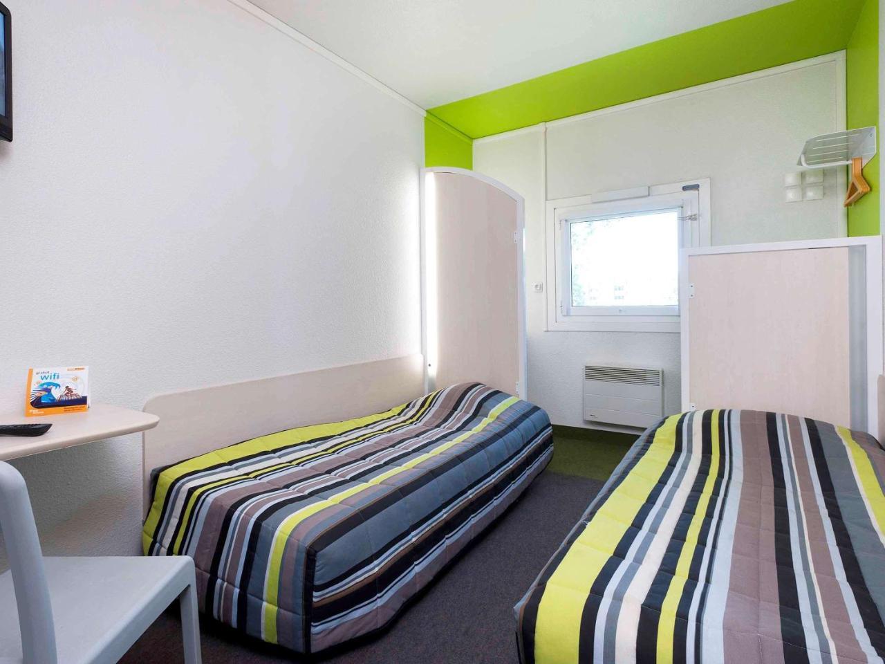 Fyl Good Ex Hotelf1 Cherbourg Tourlaville Bagian luar foto